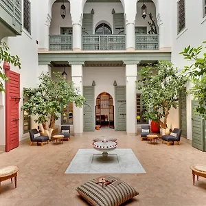 Riad Antara Riad